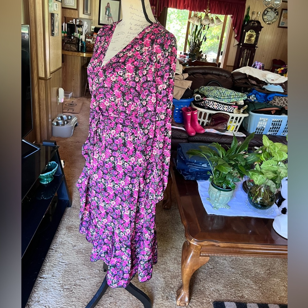 Boohoo Floral Long Sleeve Dress - Pink and Purple - Picture 16 of 16